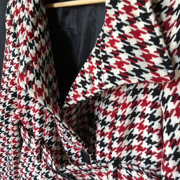 Black red white houndstooth plaid jacket, lots of great details - Picture 7 of 13